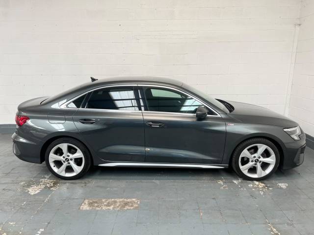 2022 Audi A3 2.0 TDI 35 S line S Tronic Euro 6 (s/s) 4dr